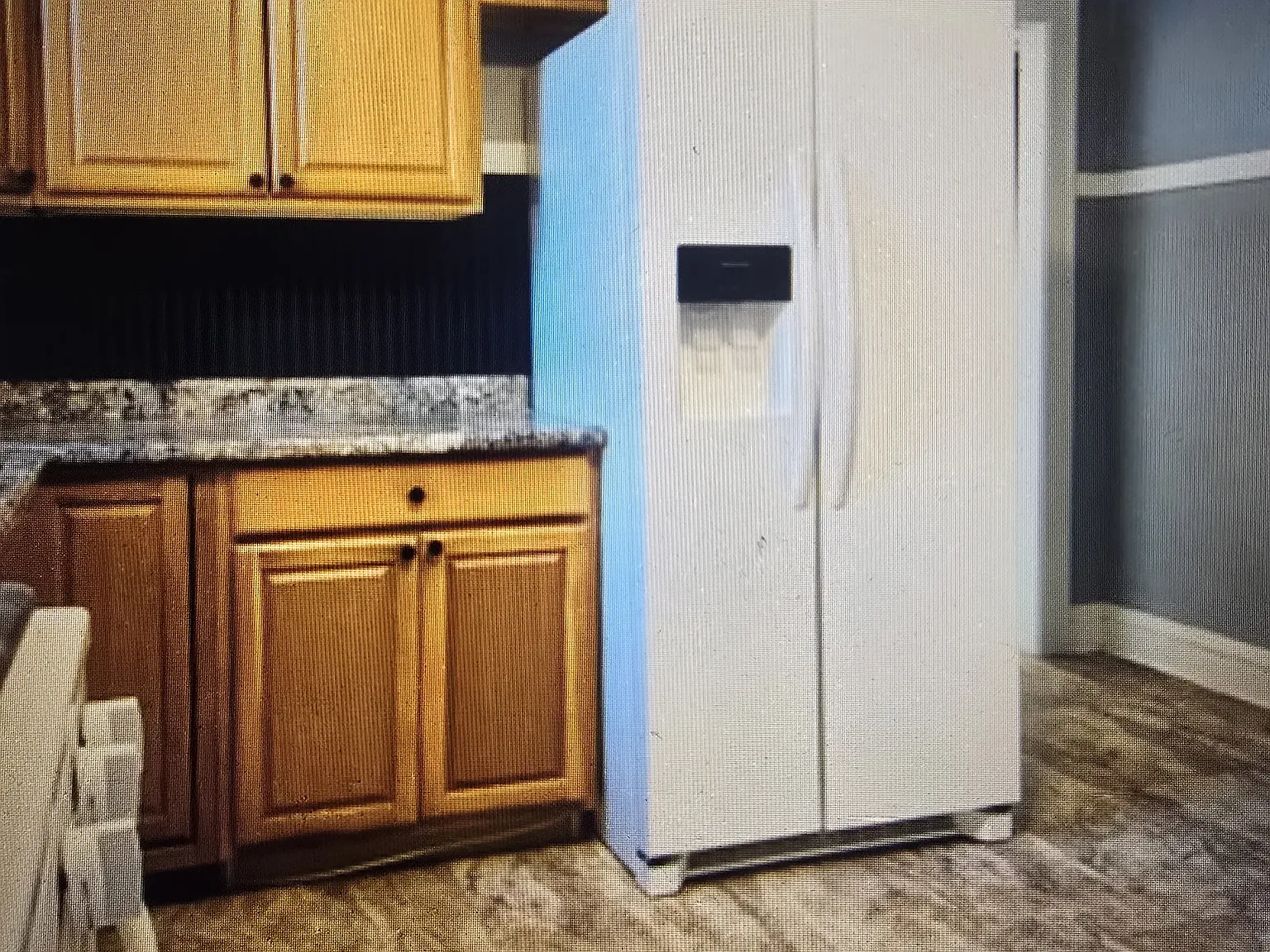3 bed, 1100 sqft, $1,700 — Photo 4