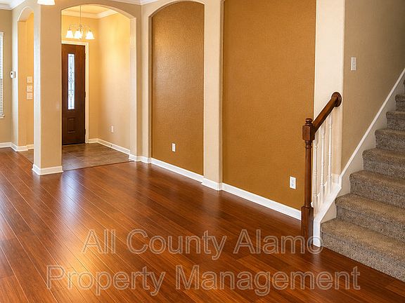 5th image of 5565 Saffron Way