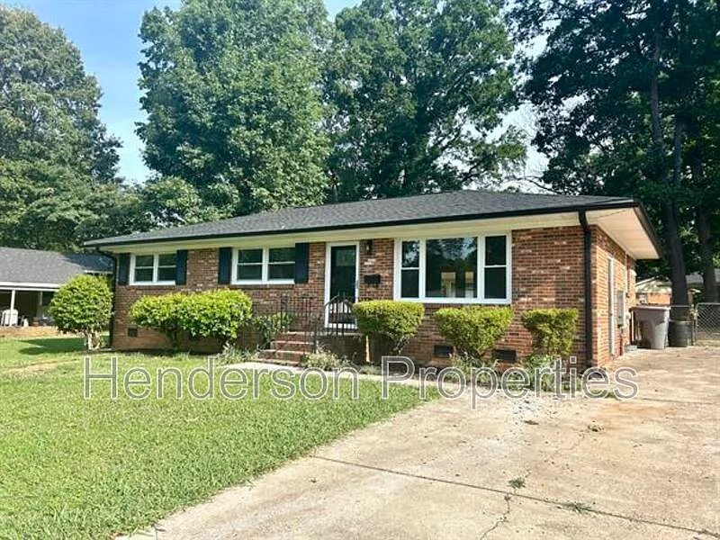 5405 Myrica Ln