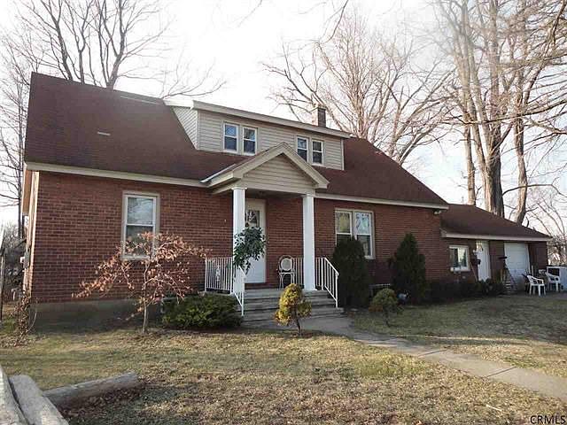 2nd image of 797 Marion Ave