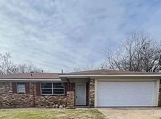 2015 Brenda Ave, Denison, TX 75020