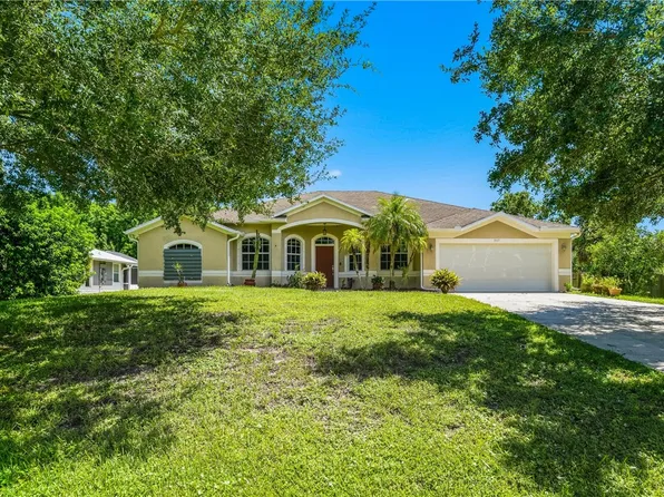 865 Wentworth St, Sebastian, FL 32958