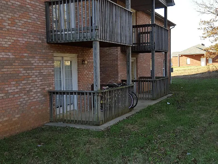 1263 Parkway Pl #H — Photo 1
