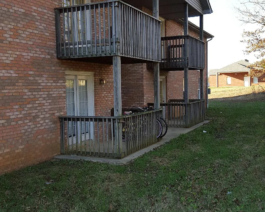1263 Parkway Pl #H