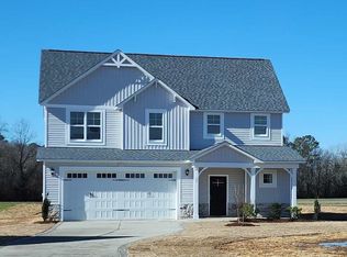 77 Sanford Ln, Dunn, NC 28334