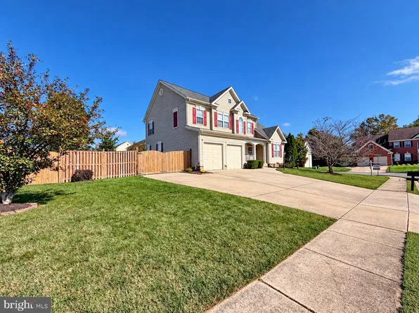 1010 Maiden Grass Dr, La Plata, MD 20646