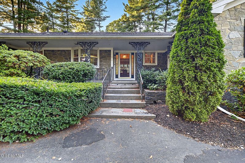 2nd image of 873 Worcester Drive