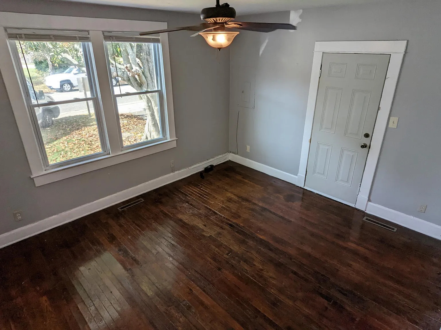 3 bed, 1250 sqft, $1,715 — Photo 4
