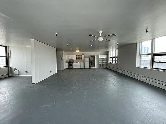 3rd image of 79 Quay St #3N