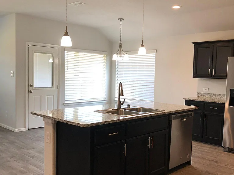 2225 Denmark Ln — Photo 20