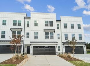 9236 Walnut Hill Rd, Concord, NC 28027