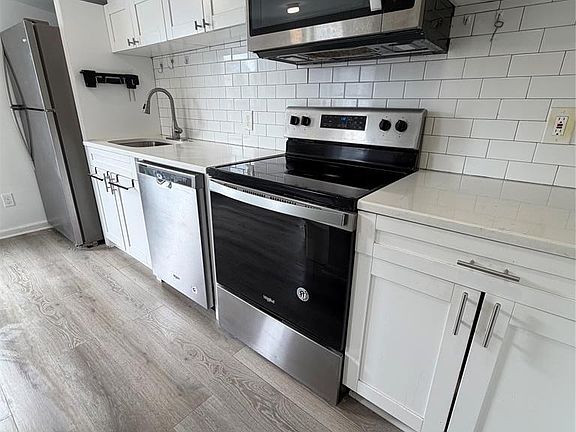 2nd image of 48 Entwistle Ave