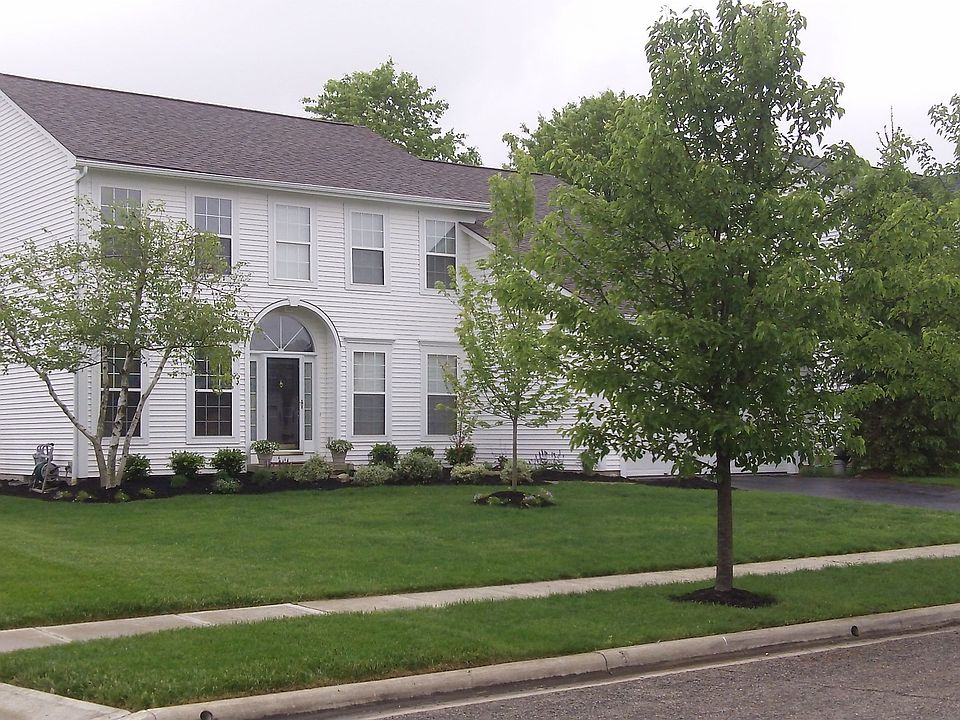 2nd image of 1154 Bergenia Dr