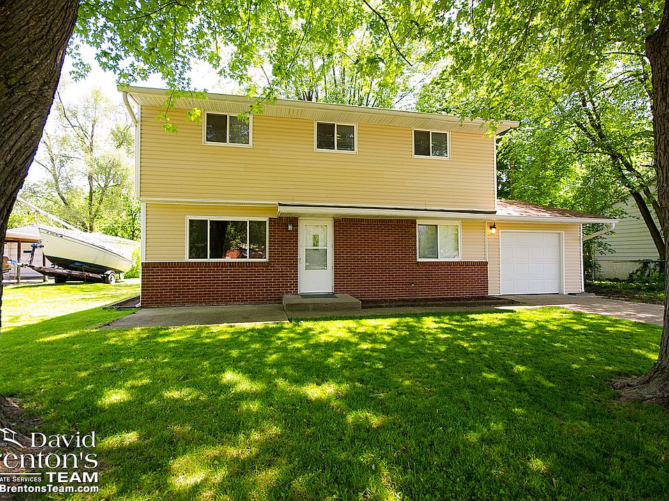 1st image of 2437 N Galaxy Ln