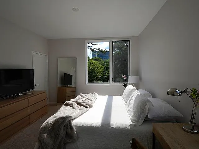 516 Person St — Photo 15