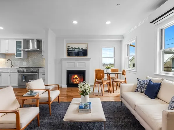 22 Belmont St, Boston, MA 02129