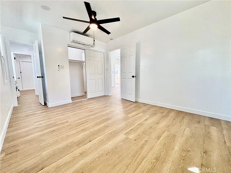 910 Acacia Ave — Photo 15