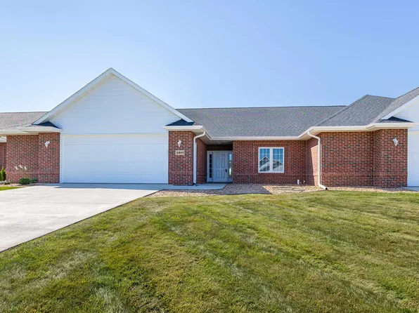 16848 Thunder Ridge Dr, Peosta, IA 52068