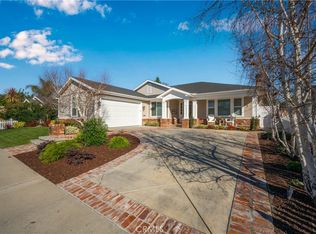 11802 Weatherby Rd, Los Alamitos, CA 90720