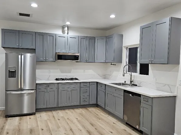 (undisclosed Address), Santa Ana, CA 92704