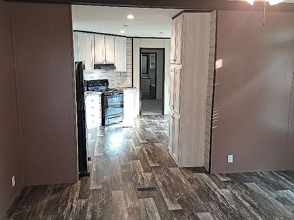 4th image of 435 Inglewood Dr #219