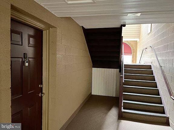 5th image of 8465 Crozier Ct APT 104