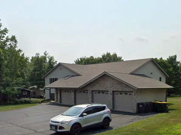 225 S Washington St #4, Genoa, IL 60135