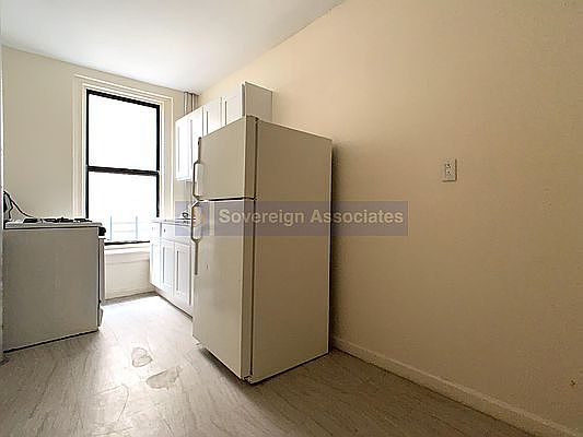 5th image of 121 Post Ave APT 6