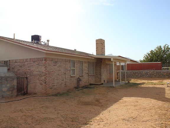 3rd image of 5521 Plainview Dr