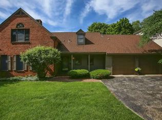 937 Cheshire Dr, Champaign, IL