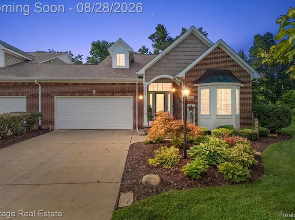 492 Delmar Ct, Highland, MI 48357