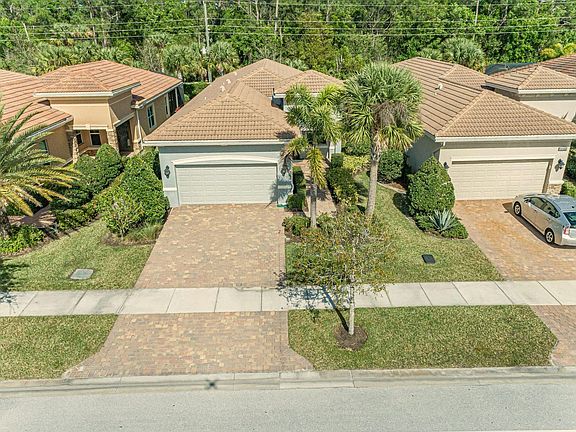 2nd image of 11129 SW Visconti Way