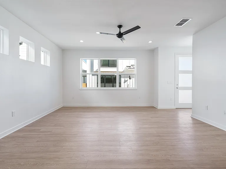 7601 Cooper Ln #4 — Photo 11