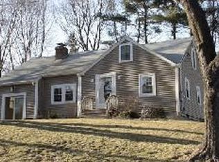 3 George St, Auburn, MA 01501