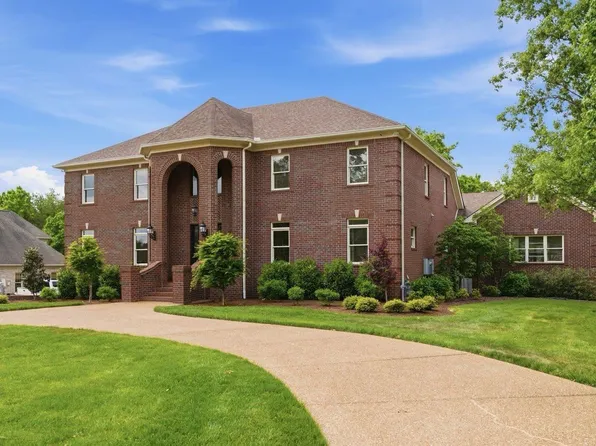 9429 Weatherly Dr, Brentwood, TN 37027