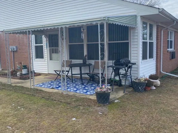 137 D Azalea Drive, Whiting, NJ 08759