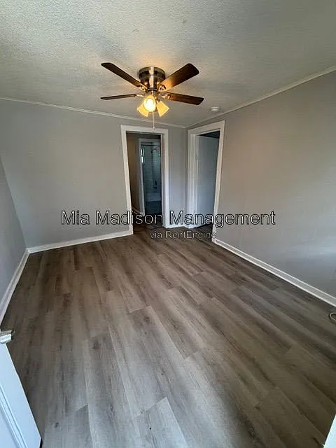 1 bed, 1.0 bath, 533 sqft, $1,050 — Photo 2