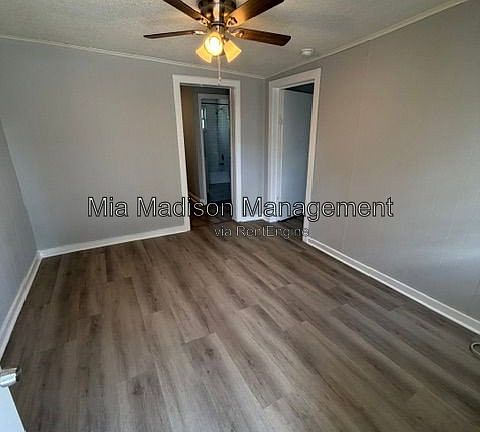 2nd image of 1511 Richards St