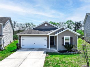 2525 Queen Bee Dr, Columbia, TN 38401