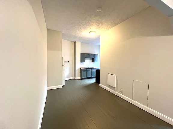 3rd image of 1101 Harrison Ave #3