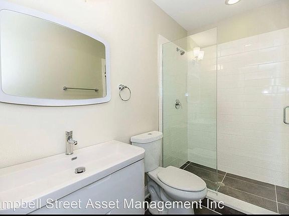 3rd image of 1507 W Bryn Mawr Ave 1509-unit 2R