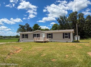104 N Center St, Irvington, KY 40146