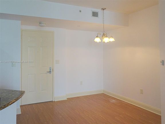 3rd image of 510 NW 84th Ave APT 516