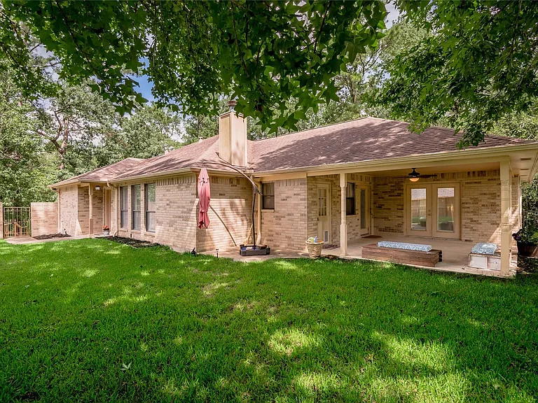 2232 Azalea Cir — Photo 21