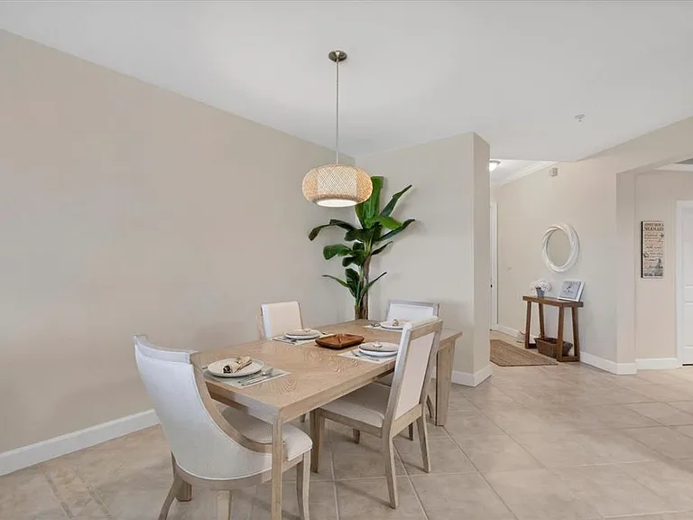 8541 Amberjack Cir #203 — Photo 16