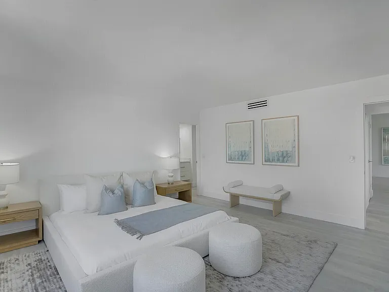 354 Chilean Ave #4D — Photo 8