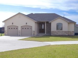 1110 Rim Rock Ct, Burlington, KS 66839