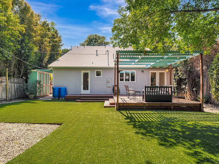 4974 Canoga Ave — Photo 40