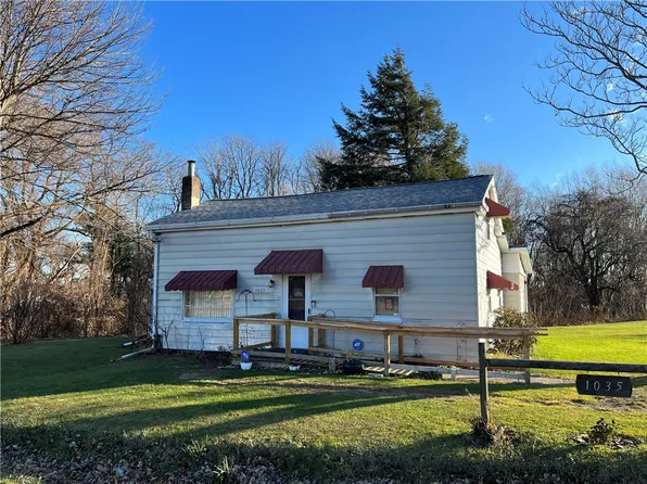 1035 King Rd, Harborcreek, PA 16421