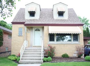 10905 S Tripp Ave, Oak Lawn, IL